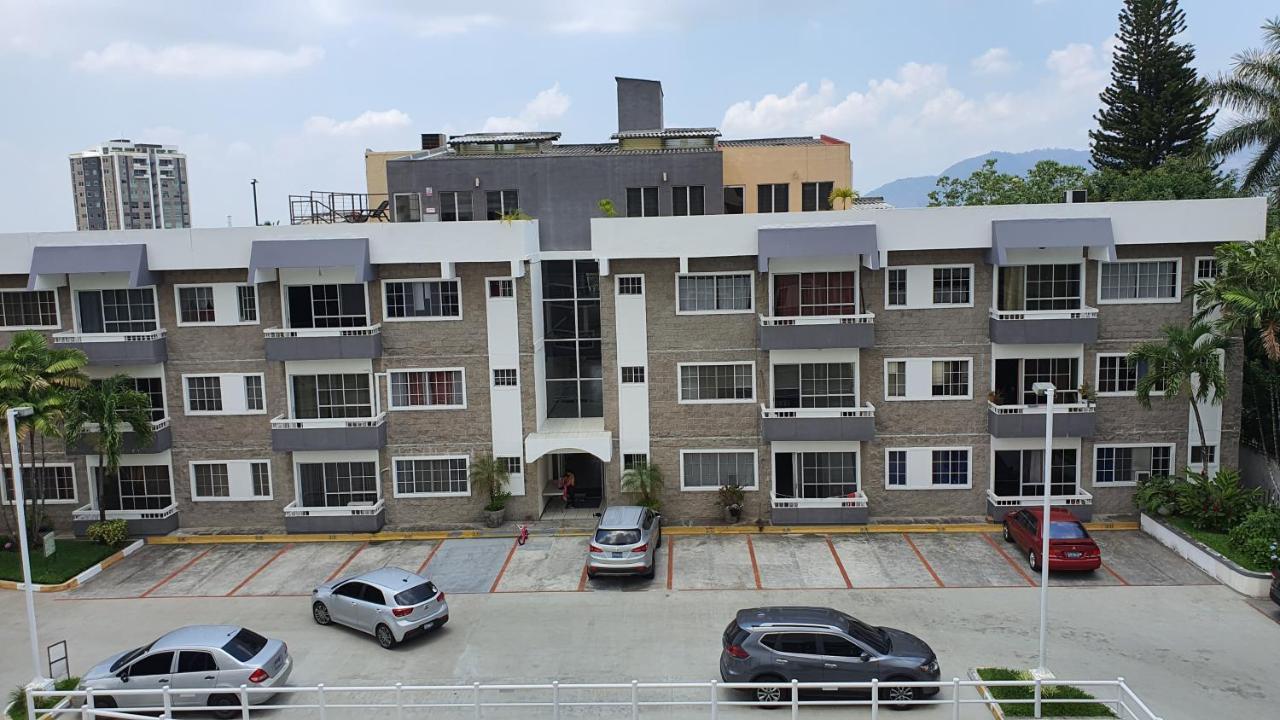 דירות סאן סלבדור San Benito Flats Wifi 50Mg - 4 Huespedes - Parqueos מראה חיצוני תמונה